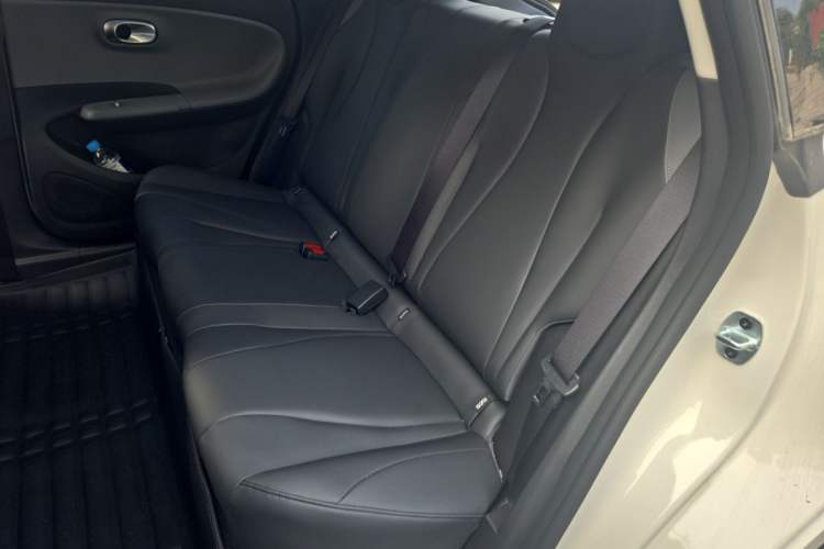 Used Dongfeng NAMMI 01 2026 Model Originality Edition 430Air Left Rear Seat