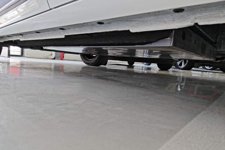 Used Dongfeng NAMMI 01 2026 Model Originality Edition 330Air Left Side Sill