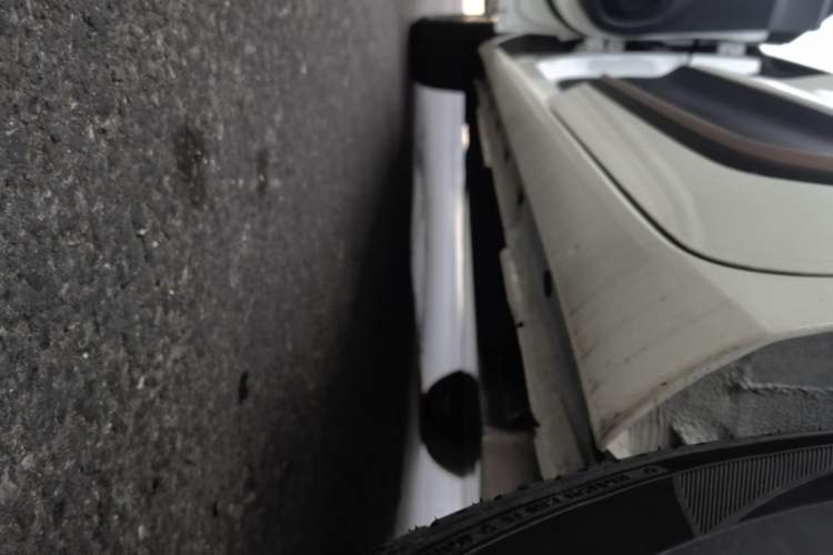 Used Dongfeng NAMMI 01 2026 Model Originality Edition 330Fly Left Side Sill