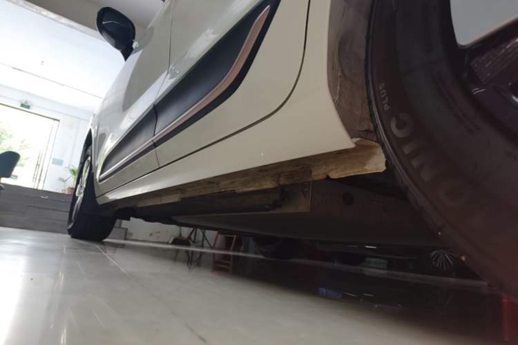 Used Dongfeng NAMMI 01 2026 Model Originality Edition 330Air Left Side Sill