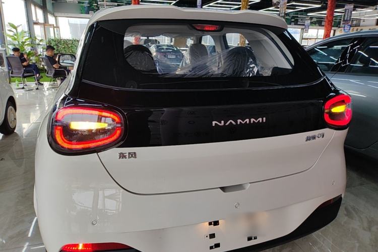 Used Dongfeng NAMMI 01 2026 Model Originality Edition 330Air Rear