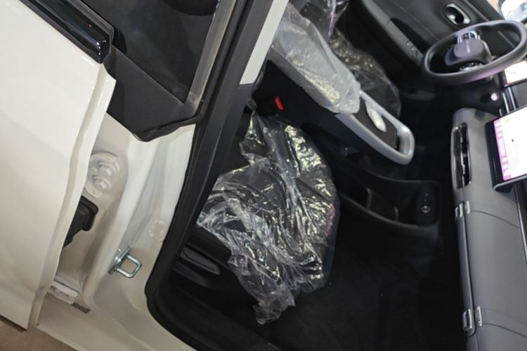 Used Dongfeng NAMMI 01 2026 Model Originality Edition 430Air Right Front Seat