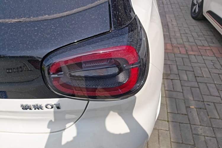Used Dongfeng NAMMI 01 2026 Model Originality Edition 430Air Right Rear Taillight