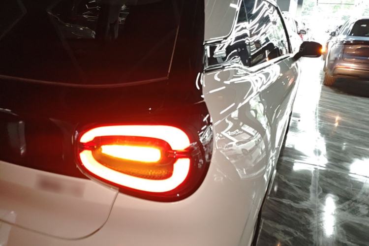 Used Dongfeng NAMMI 01 2026 Model Originality Edition 430Air Right Rear Taillight