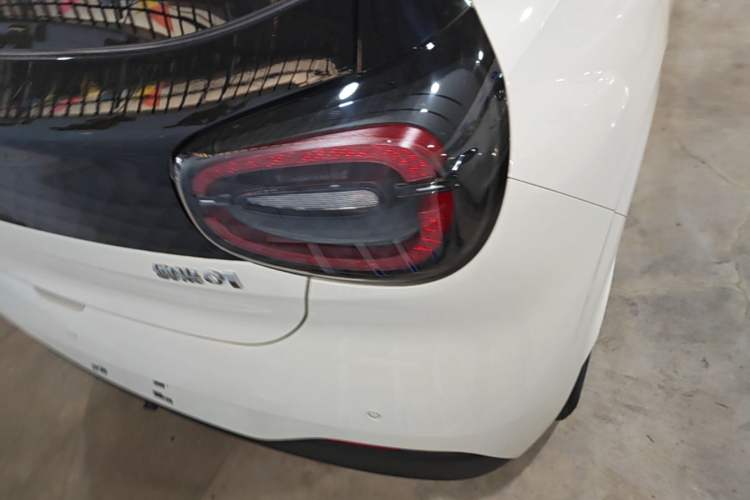 Used Dongfeng NAMMI 01 2026 Model Originality Edition 430Air Right Rear Taillight