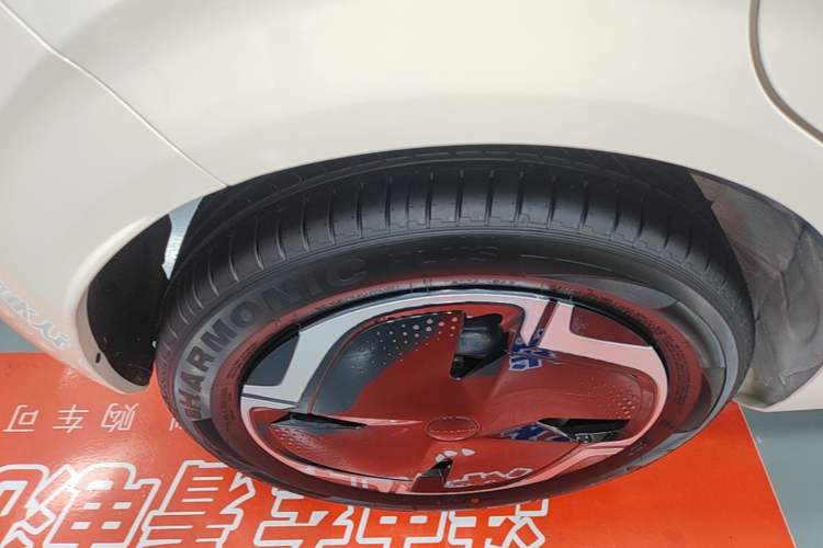 Used Dongfeng NAMMI 01 2026 Model Originality Edition 330Plus Right Rear Wheel Hub