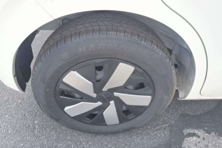 Used Dongfeng NAMMI 01 2026 Model Originality Edition 330Fly Right Rear Wheel Hub