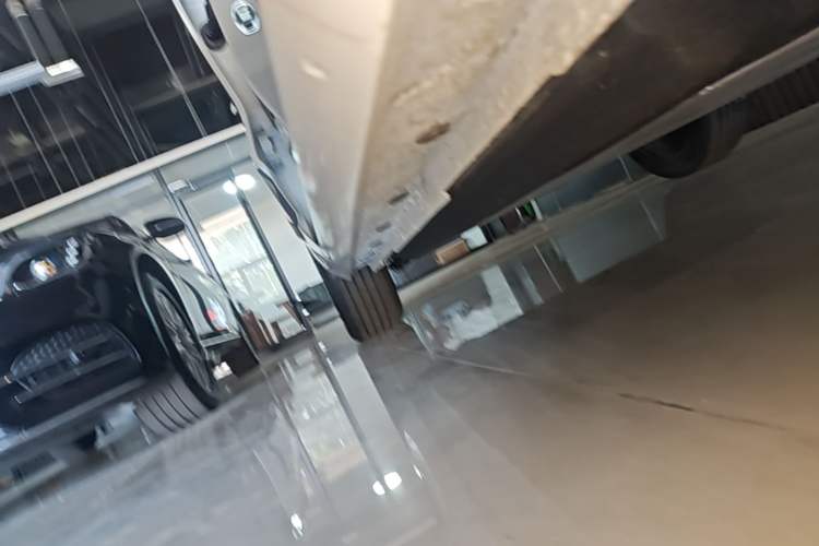 Used Dongfeng NAMMI 01 2026 Model, Beloved Edition 330 Ultra Right Side Sill