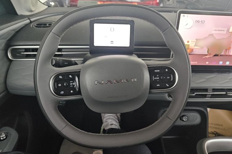 Used Dongfeng NAMMI 01 2026 Model, Beloved Edition 330 Ultra Steering Wheel