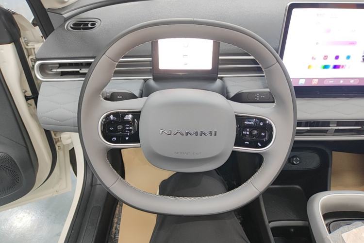 Used Dongfeng NAMMI 01 2026 Model Originality Edition 330Plus Steering Wheel