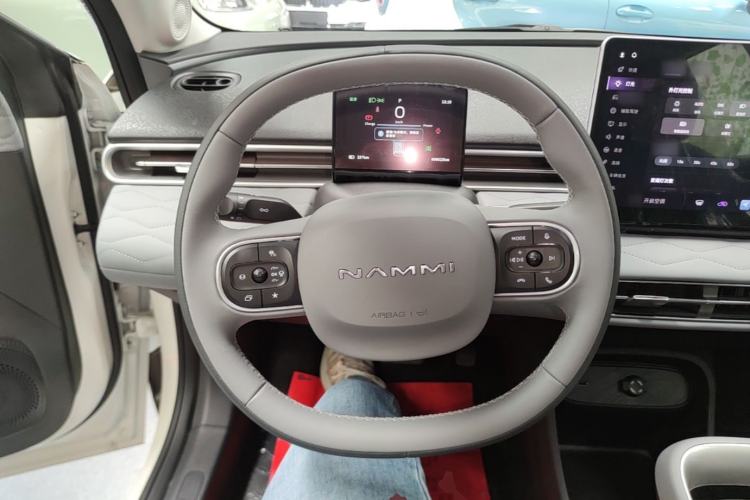 Used Dongfeng NAMMI 01 2026 Model, Beloved Edition 330 Ultra Steering Wheel