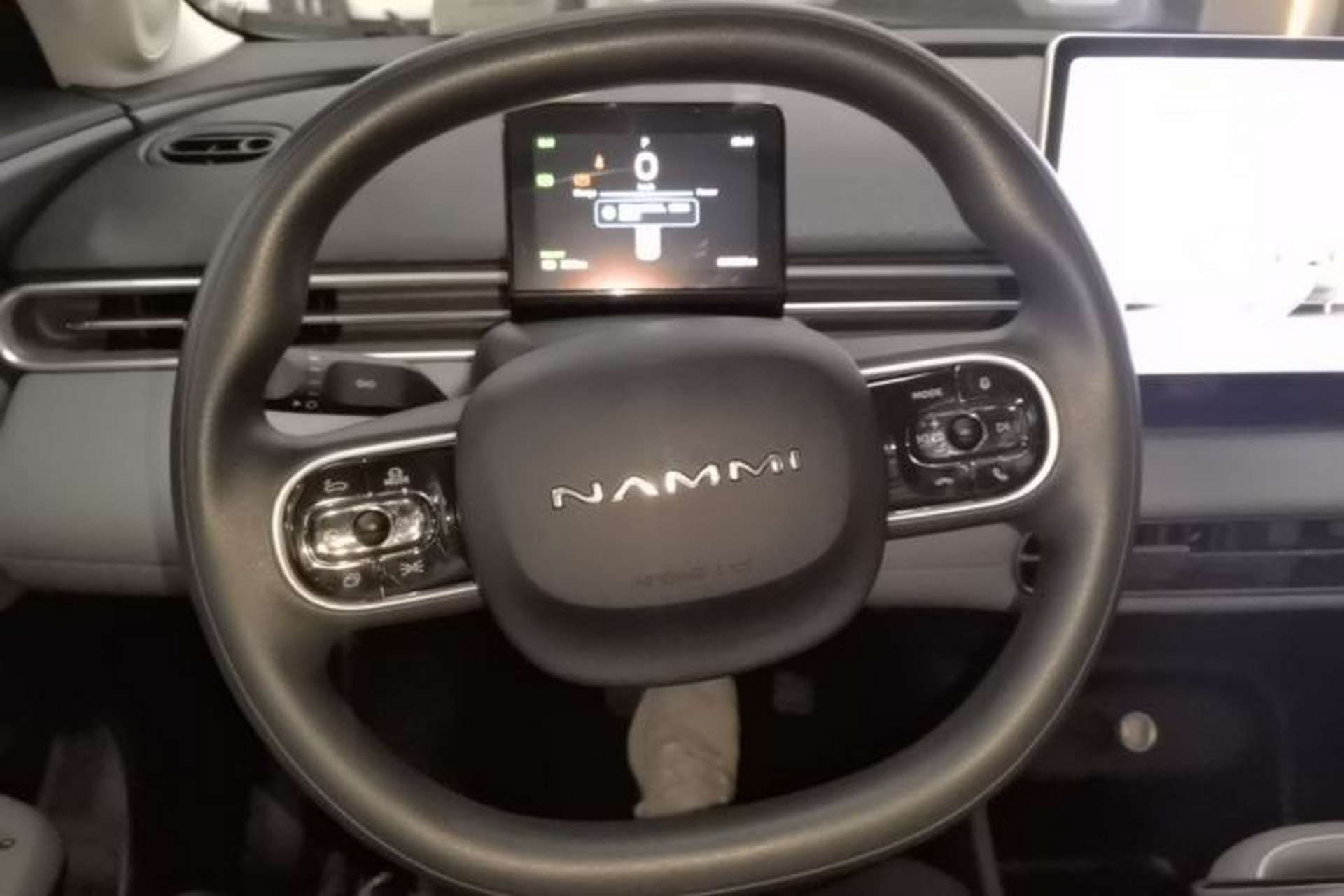 Used Dongfeng NAMMI 01 2026 Model Originality Edition 330Air Steering Wheel