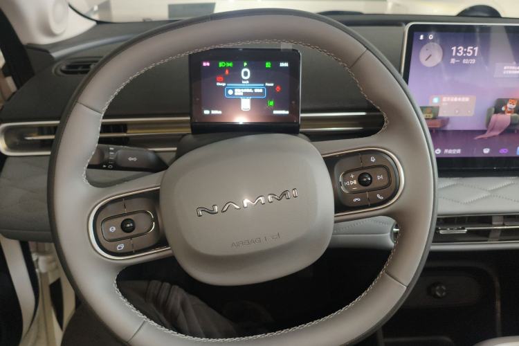 Used Dongfeng NAMMI 01 2026 Model, Beloved Edition 330 Ultra Steering Wheel