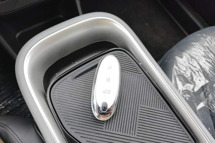 Used Dongfeng NAMMI 01 2026 Model Beloved Edition 330 Pro Vehicle Key