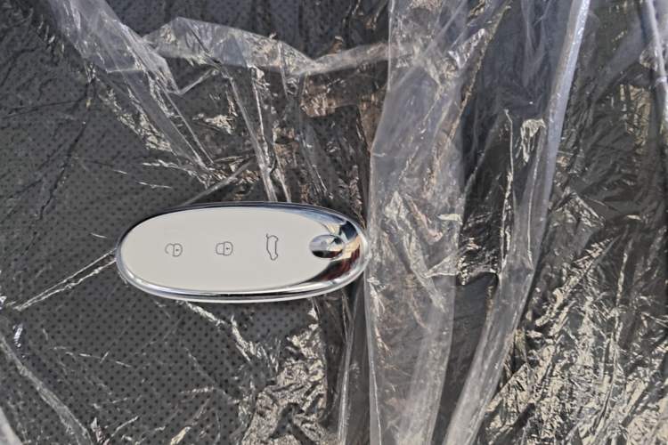 Used Dongfeng NAMMI 01 2026 Model Originality Edition 330Air Vehicle Key