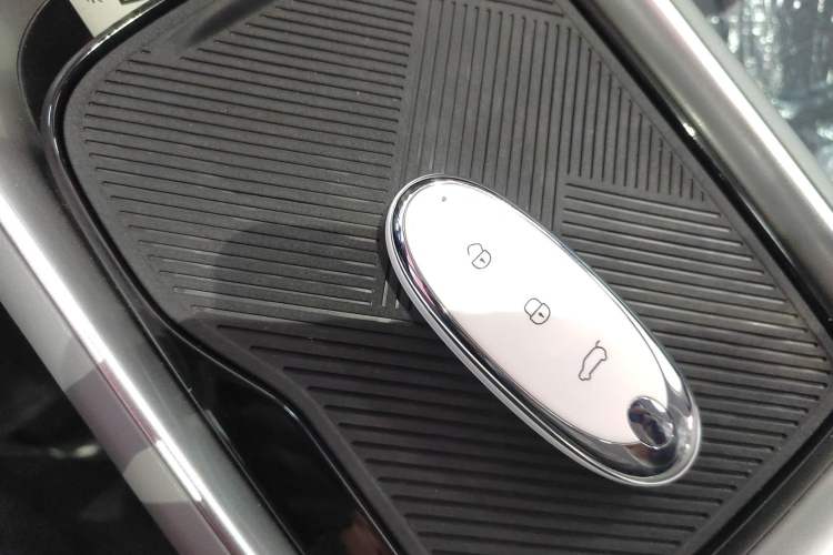 Used Dongfeng NAMMI 01 2026 Model Originality Edition 430Air Vehicle Key