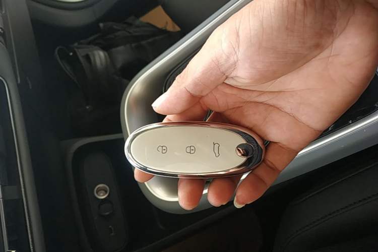 Used Dongfeng NAMMI 01 2026 Model Originality Edition 330Air Vehicle Key