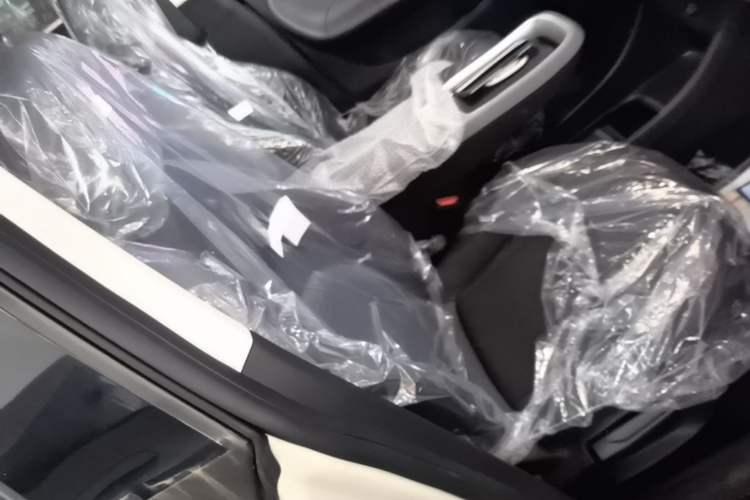 Used Dongfeng NAMMI 01 2026 Model Originality Edition 330Air Right Front Seat