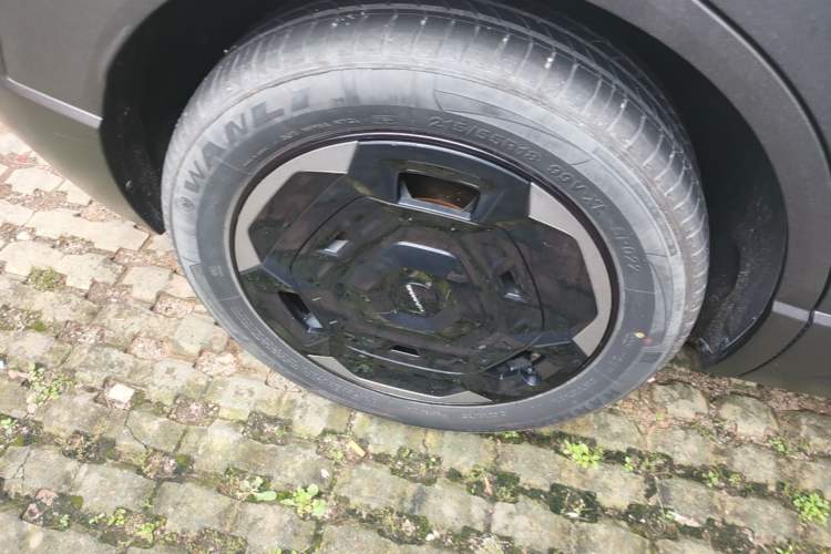 Used Dongfeng NAMMI 06 2025 471 Ultra Right Rear Wheel Hub