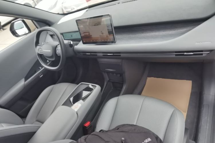 Used Dongfeng NAMMI 06 2025 401 Air Center Console