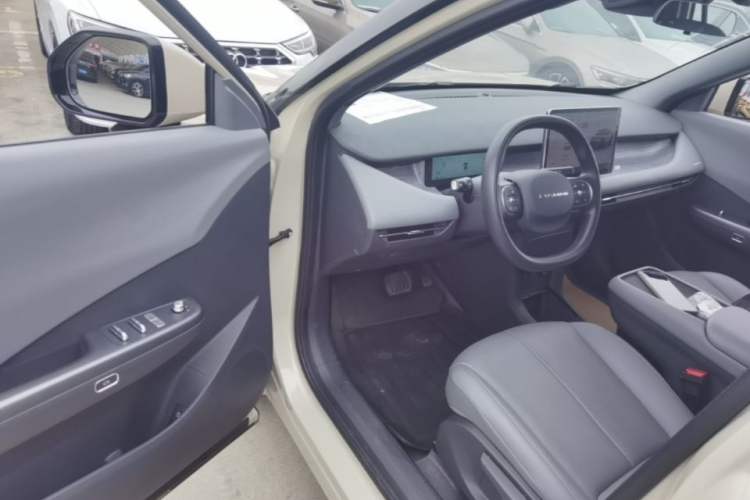Used Dongfeng NAMMI 06 2025 401 Air Driver Seat