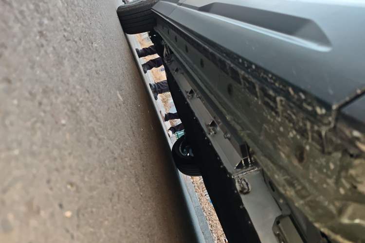 Used Dongfeng NAMMI 06 2025 401 Pro Chassis Front Right