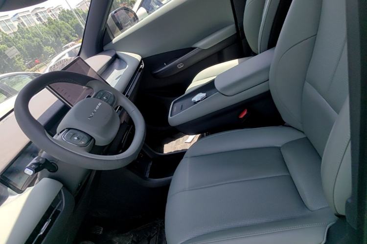 Used Dongfeng NAMMI 06 2025 471 Ultra Left Front Seat