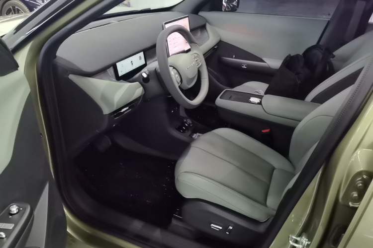 Used Dongfeng NAMMI 06 2025 471 Ultra Left Front Seat