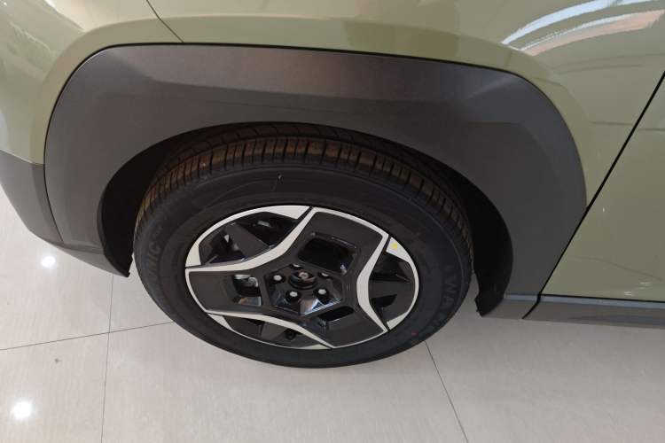 Used Dongfeng NAMMI 06 2025 401 Pro Left Front Wheel Hub