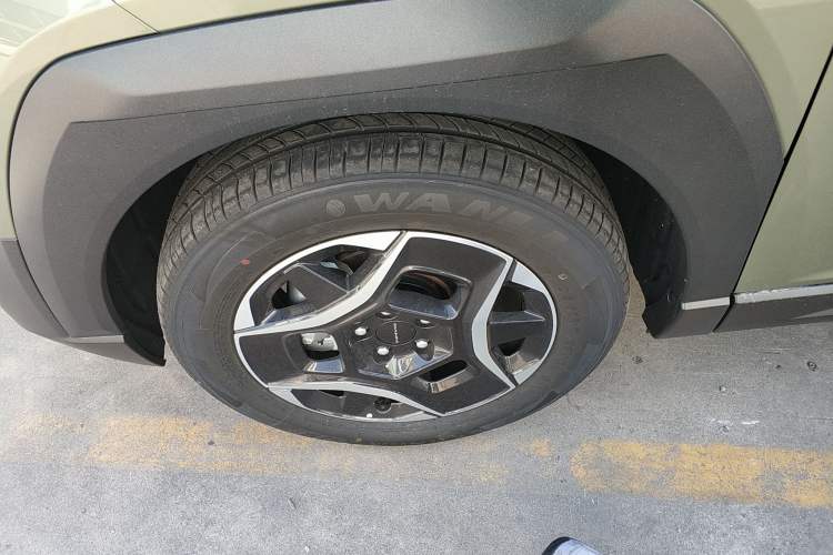 Used Dongfeng NAMMI 06 2025 401 Pro Left Front Wheel Hub