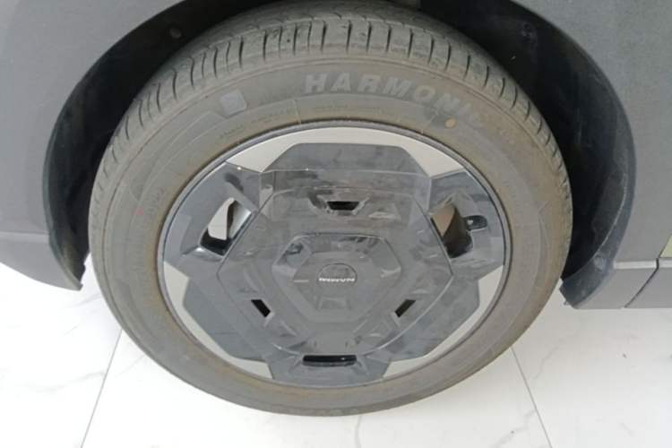 Used Dongfeng NAMMI 06 2025 471 Ultra Left Front Wheel Hub