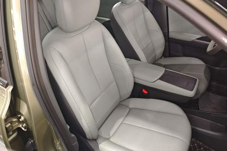 Used Dongfeng NAMMI 06 2025 401 Pro Right Front Seat
