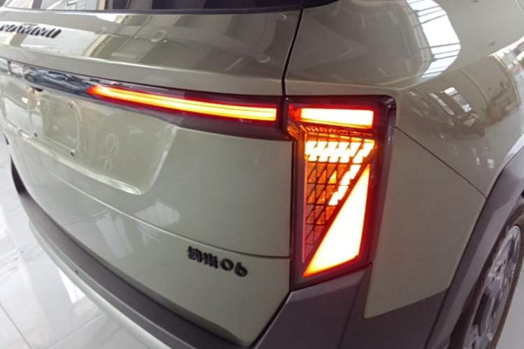 Used Dongfeng NAMMI 06 2025 471 Ultra Right Rear Taillight