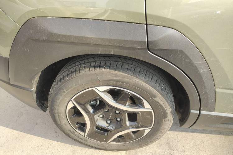 Used Dongfeng NAMMI 06 2025 401 Pro Right Rear Wheel Hub