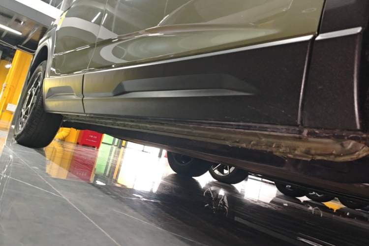 Used Dongfeng NAMMI 06 2025 401 Pro Right Side Sill
