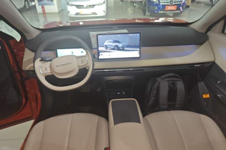 Used Dongfeng NAMMI 06 2025 471 Ultra Center Console