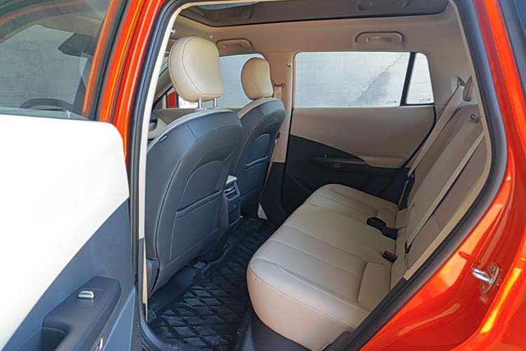 Used Dongfeng NAMMI 06 2025 471 Ultra Left Rear Seat