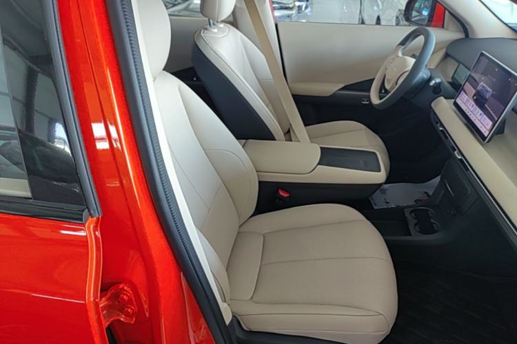 Used Dongfeng NAMMI 06 2025 471 Ultra Right Front Seat