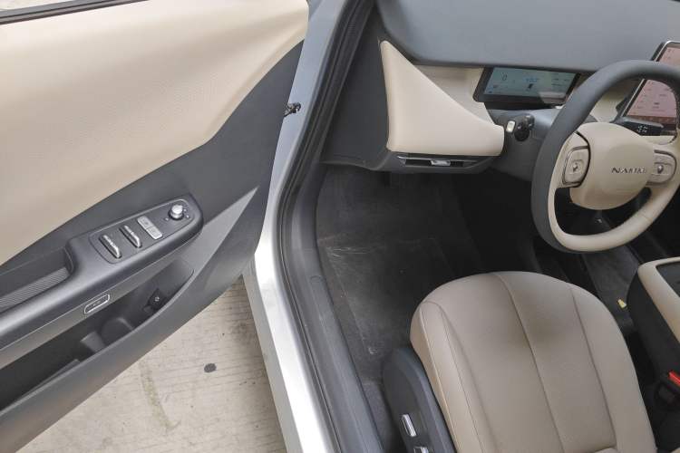 Used Dongfeng NAMMI 06 2025 401 Pro Driver Seat