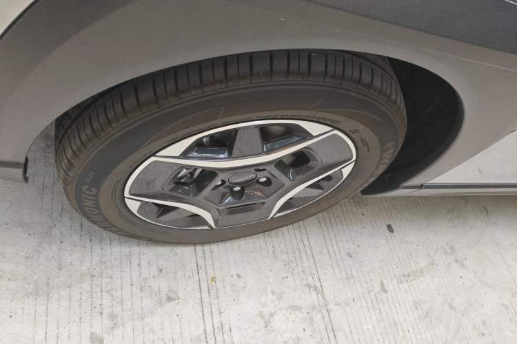 Used Dongfeng NAMMI 06 2025 401 Pro Exterior 1