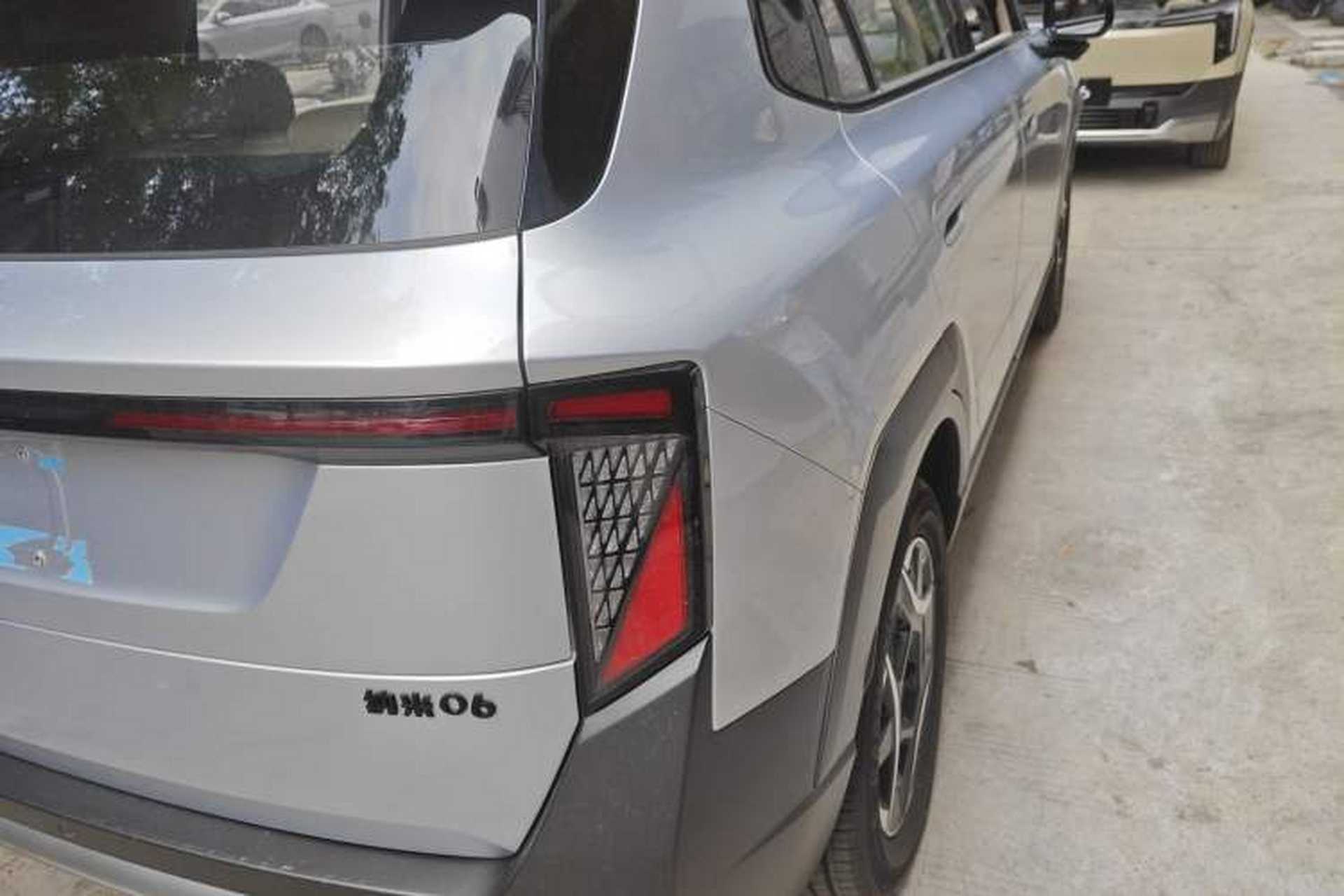 Used Dongfeng NAMMI 06 2025 401 Pro Exterior 3