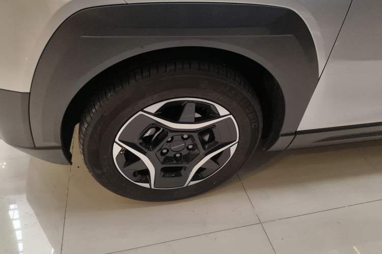 Used Dongfeng NAMMI 06 2025 401 Pro Exterior 4