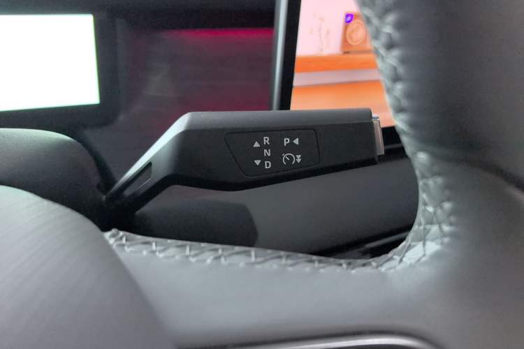 Used Dongfeng NAMMI 06 2025 471 Ultra Gear Lever