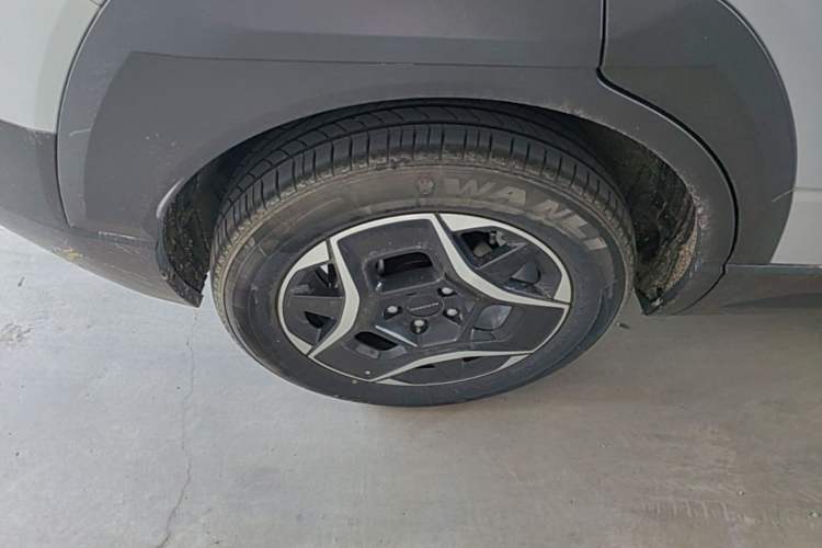 Used Dongfeng NAMMI 06 2025 401 Pro Right Rear Wheel Hub