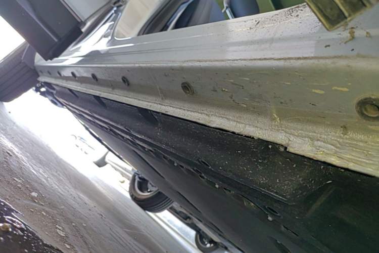 Used Dongfeng NAMMI 06 2025 401 Pro Right Side Sill