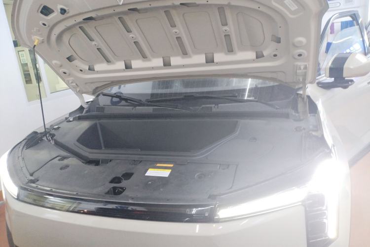 Used Dongfeng NAMMI 06 2025 401 Ultra Engine Bay