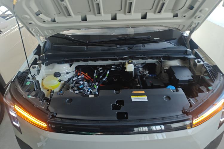 Used Dongfeng NAMMI 06 2025 401 Air Engine Bay