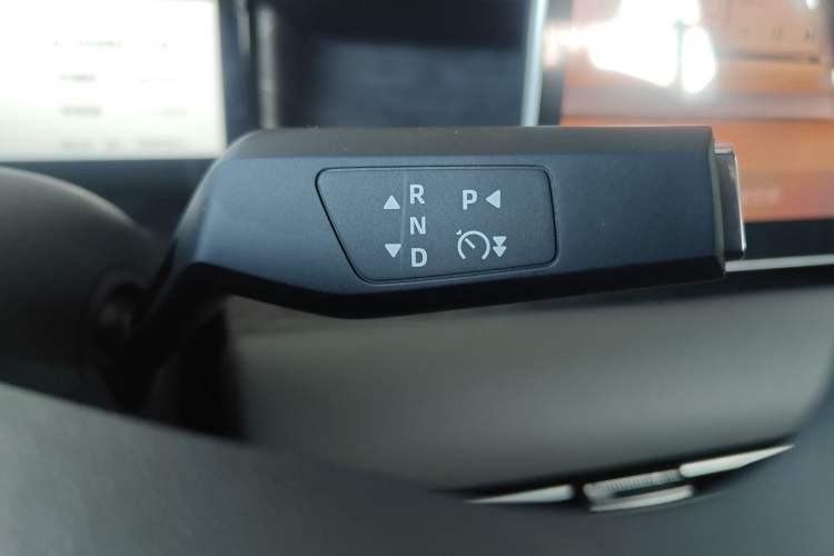 Used Dongfeng NAMMI 06 2025 401 Air Gear Lever