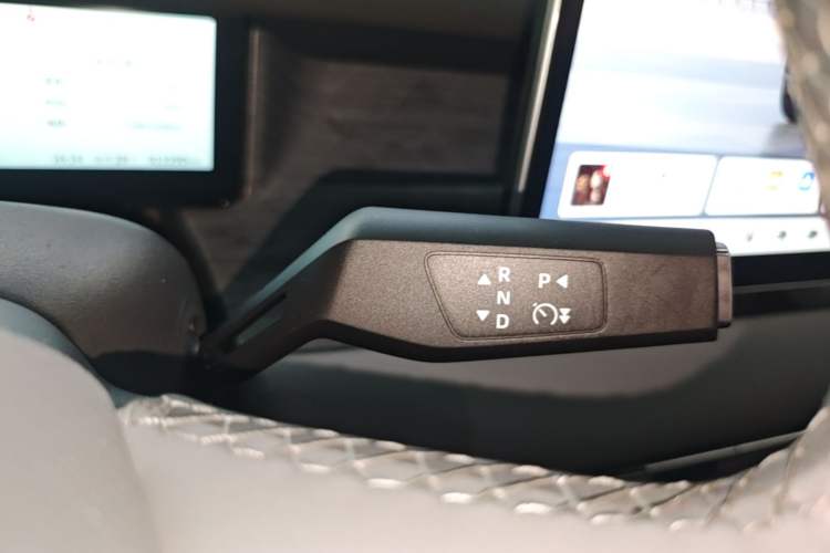 Used Dongfeng NAMMI 06 2025 471 Ultra Gear Lever