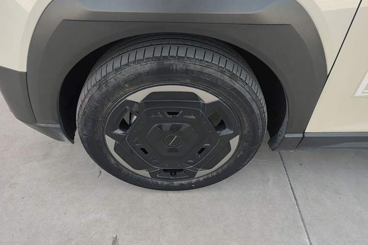 Used Dongfeng NAMMI 06 2025 471 Ultra Left Front Wheel Hub
